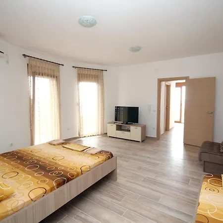 Apartments Md Lux 苏托莫雷 外观 照片